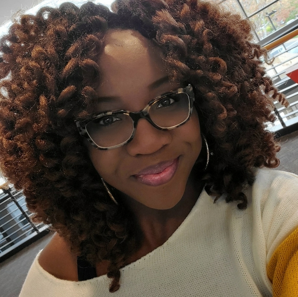 Meet your Posher, Sheena